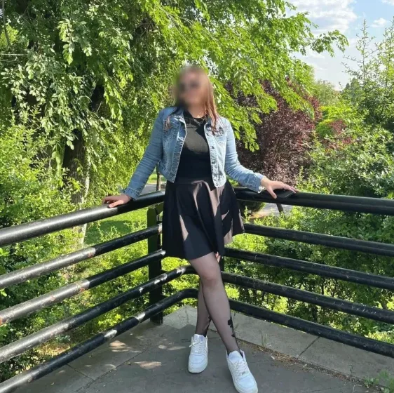 Alma, 21