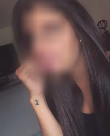 Anne, 34