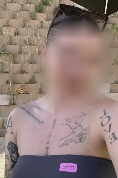 Marianne, 29