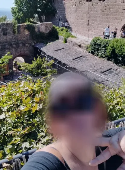Nadia, 38