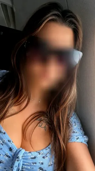 Simone, 34