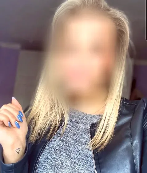 Thea, 21