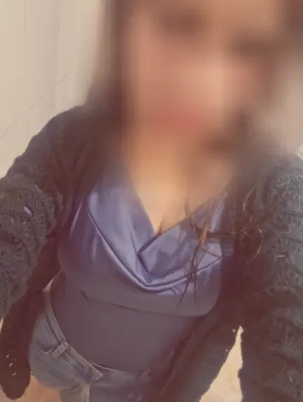 Winnie, 33